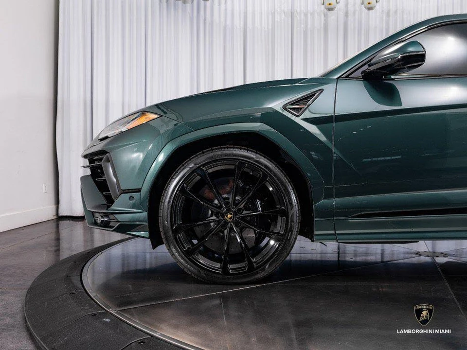 2024 Lamborghini Urus S - Image 14 of 31