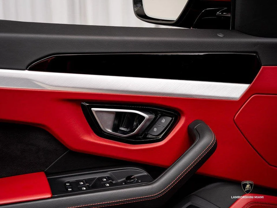 2024 Lamborghini Urus S - Image 20 of 31