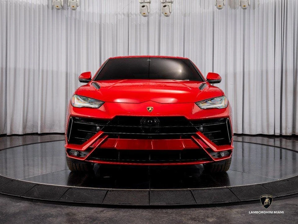 2024 Lamborghini Urus S - Image 2 of 31