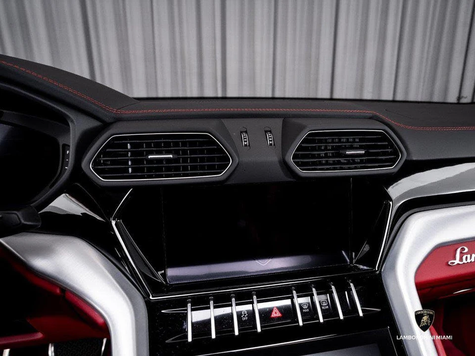 2024 Lamborghini Urus S - Image 25 of 31