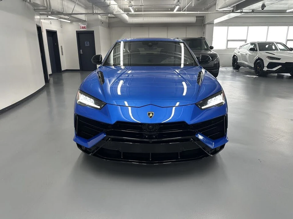 2024 Lamborghini Urus S - Image 2 of 28