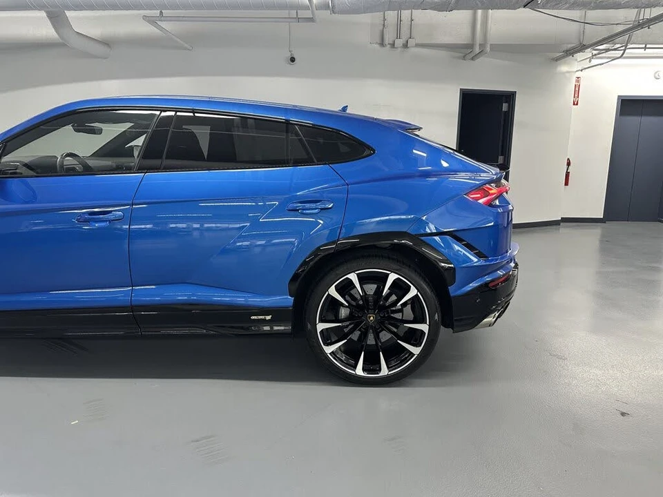 2024 Lamborghini Urus S - Image 11 of 28