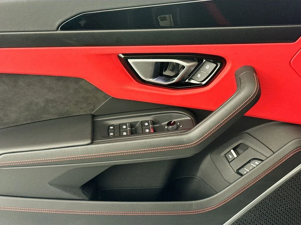 2024 Lamborghini Urus S - Image 18 of 31