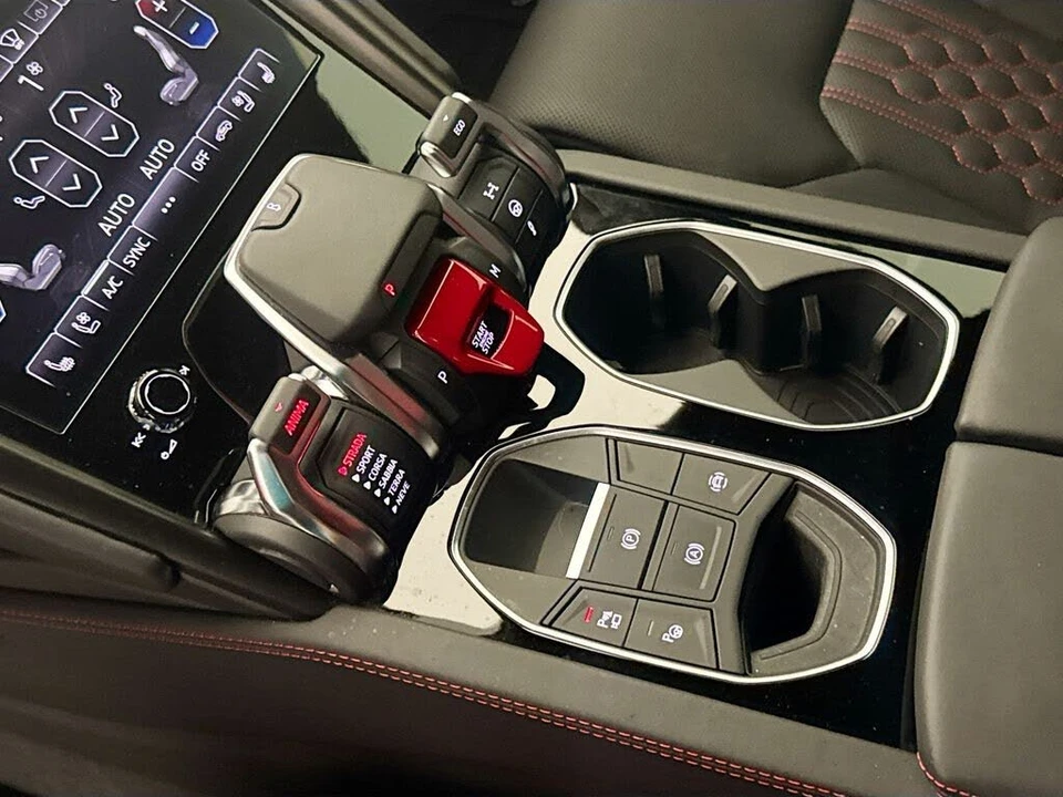 2024 Lamborghini Urus S - Image 17 of 31