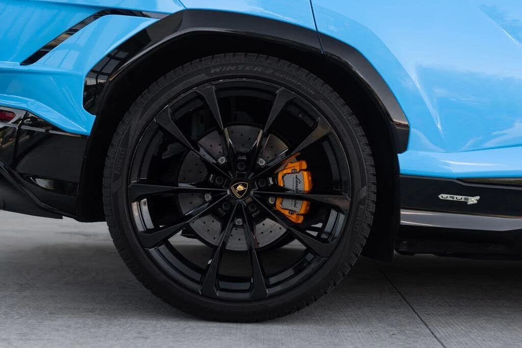 2024 Lamborghini Urus S - Image 8 of 31