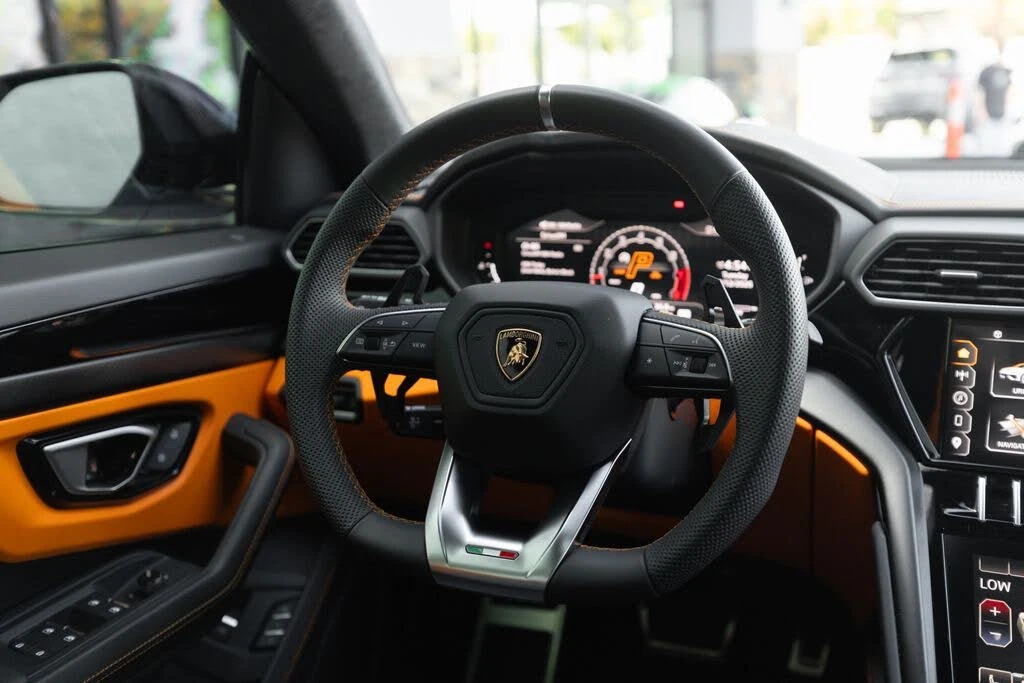2024 Lamborghini Urus S - Image 24 of 31