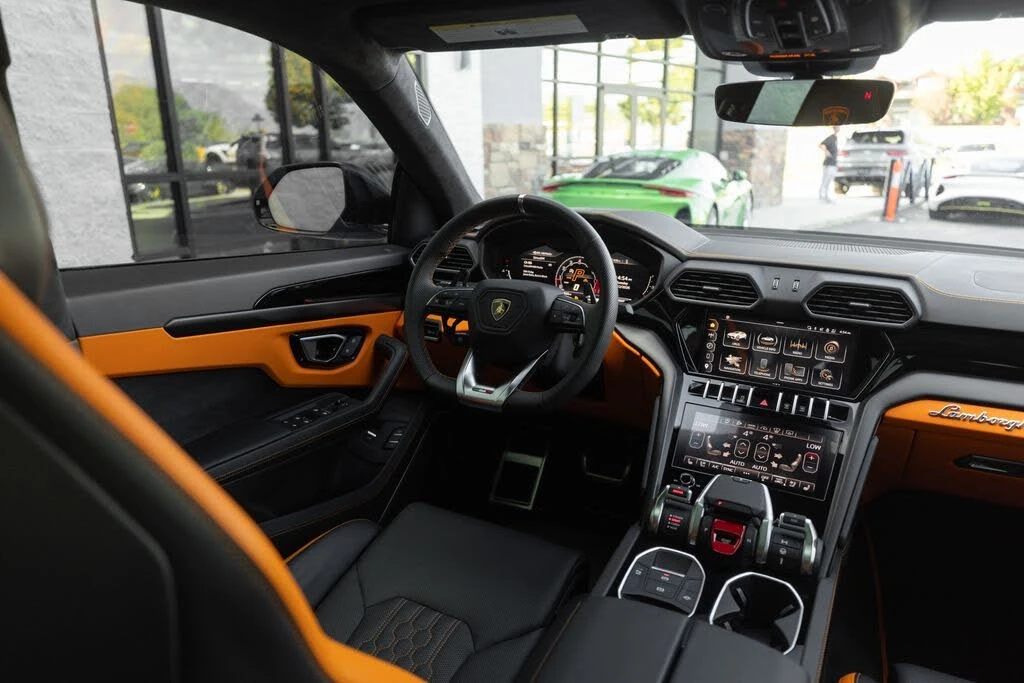 2024 Lamborghini Urus S - Image 23 of 31