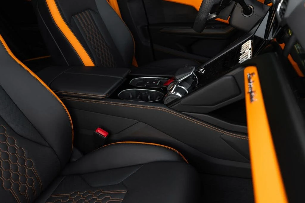 2024 Lamborghini Urus S - Image 21 of 31