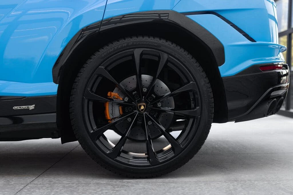 2024 Lamborghini Urus S - Image 9 of 31