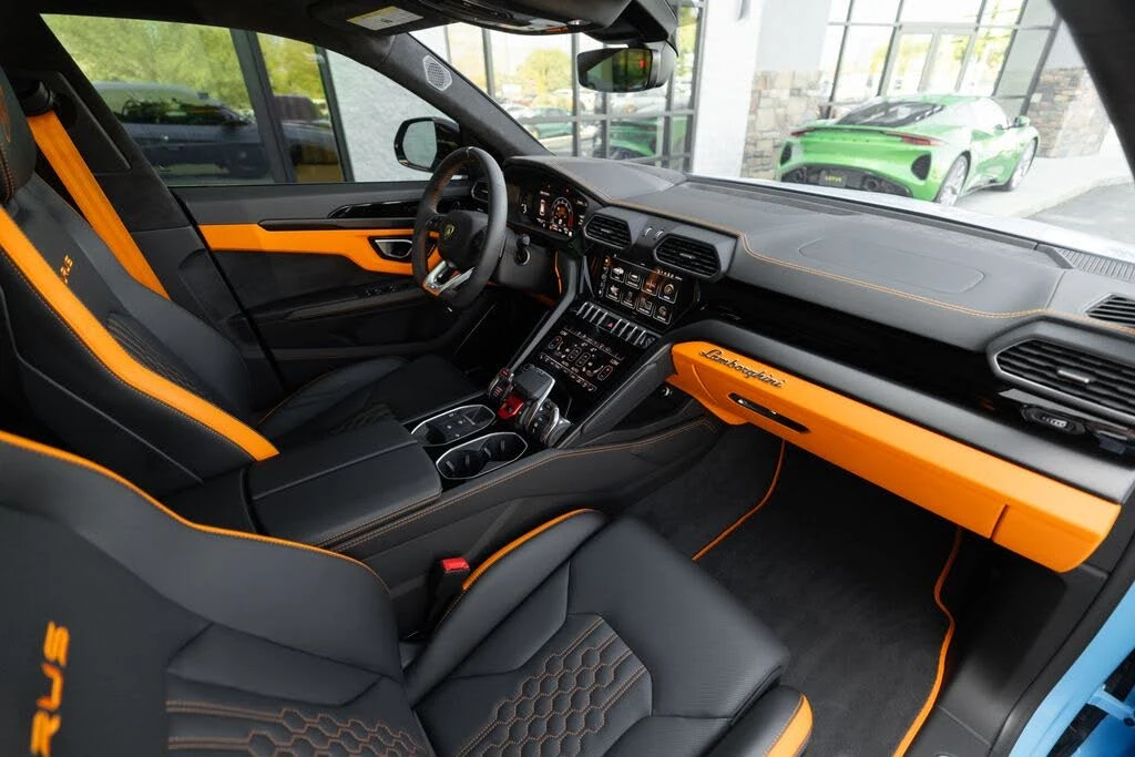 2024 Lamborghini Urus S - Image 17 of 31