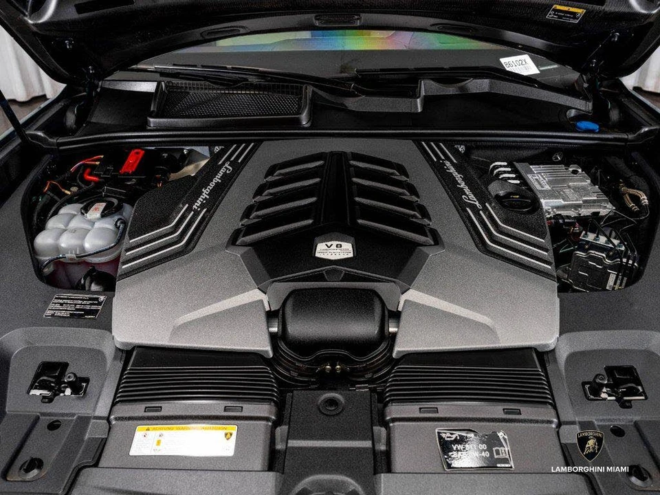 2024 Lamborghini Urus S - Image 16 of 31