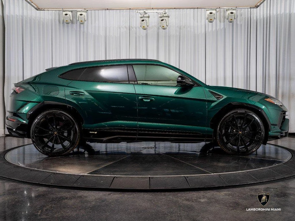 2024 Lamborghini Urus S - Image 5 of 31