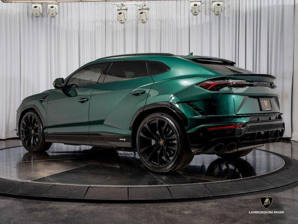 2024 Lamborghini Urus S - Image 9 of 31