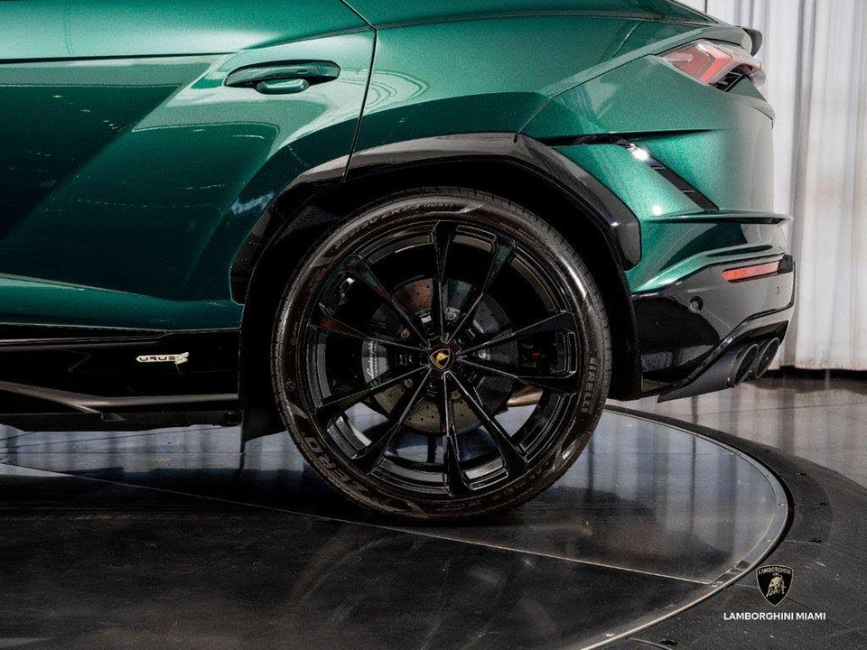 2024 Lamborghini Urus S - Image 13 of 31