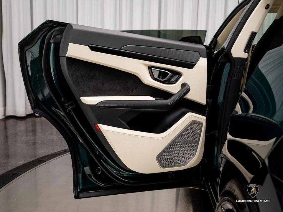2024 Lamborghini Urus S - Image 18 of 31
