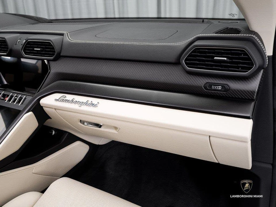 2024 Lamborghini Urus S - Image 26 of 31