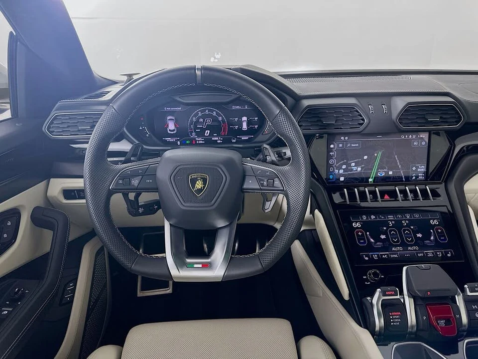 2024 Lamborghini Urus S - Image 16 of 31
