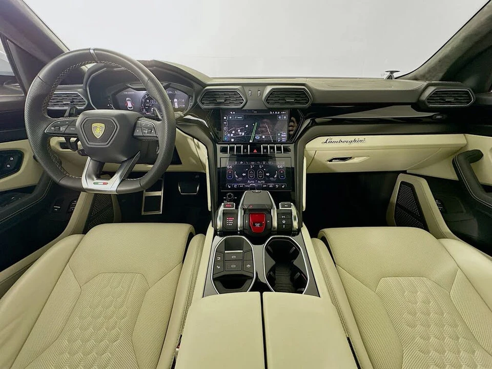 2024 Lamborghini Urus S - Image 15 of 31
