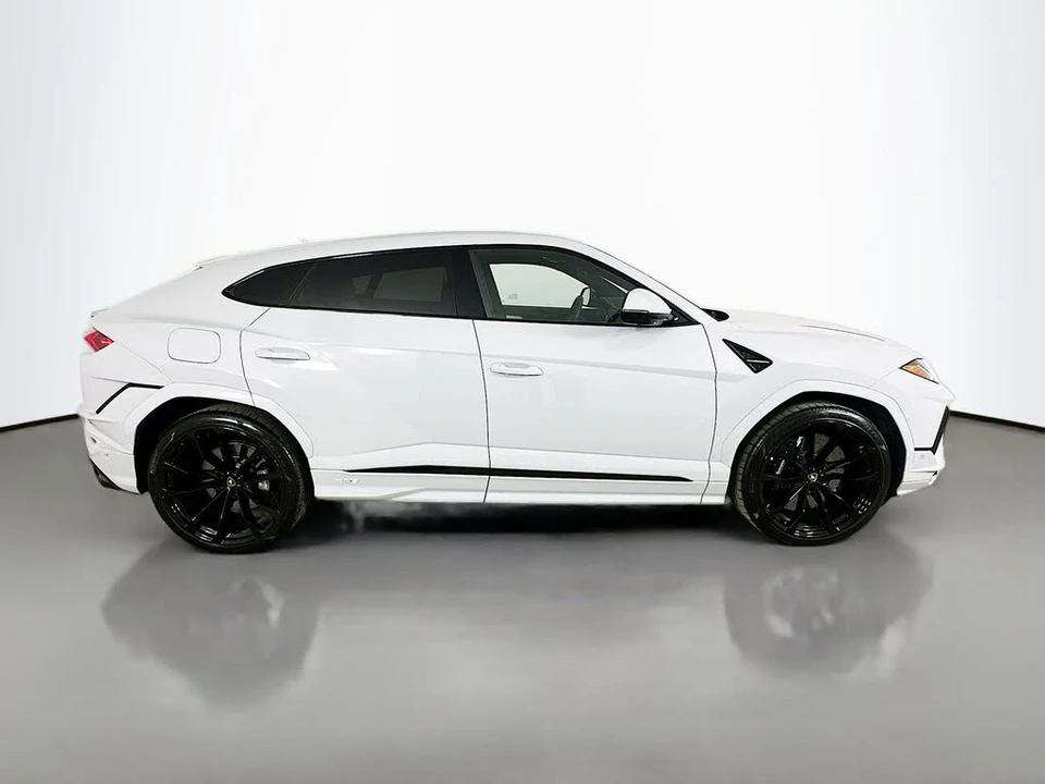 2024 Lamborghini Urus S - Image 4 of 31