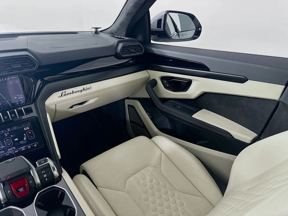 2024 Lamborghini Urus S - Image 24 of 31
