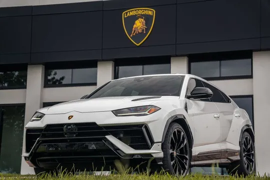 2024 Lamborghini Urus S AWD