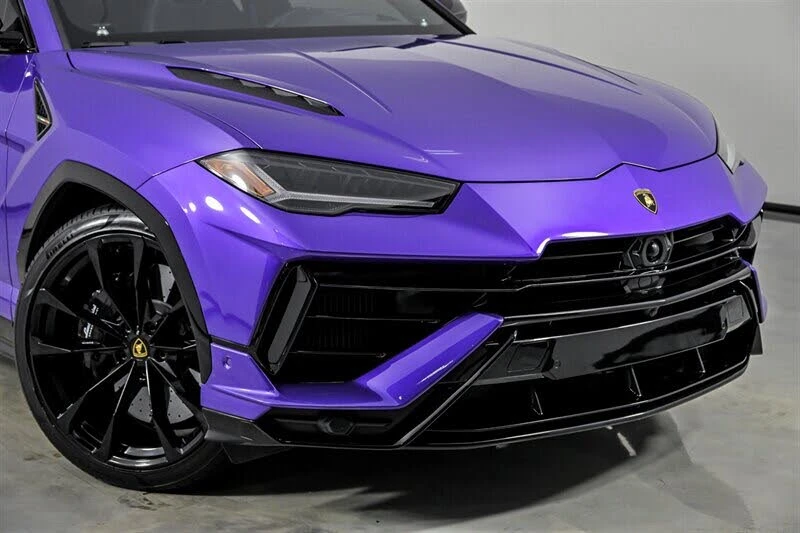2024 Lamborghini Urus S - Image 2 of 31