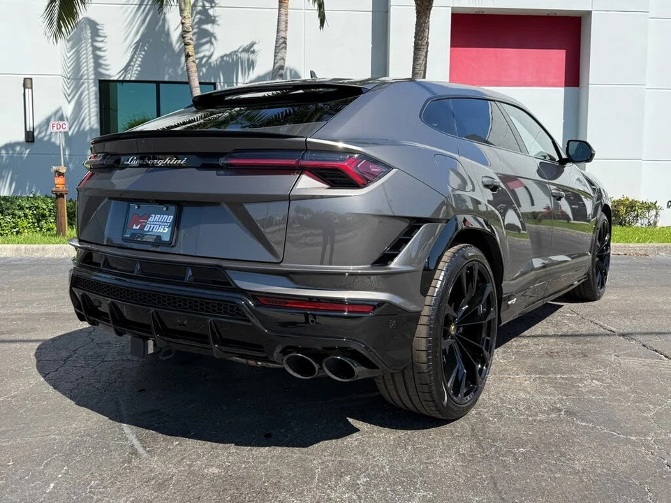 2024 Lamborghini Urus S - Image 18 of 31