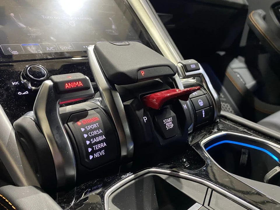 2024 Lamborghini Urus S - Image 10 of 27