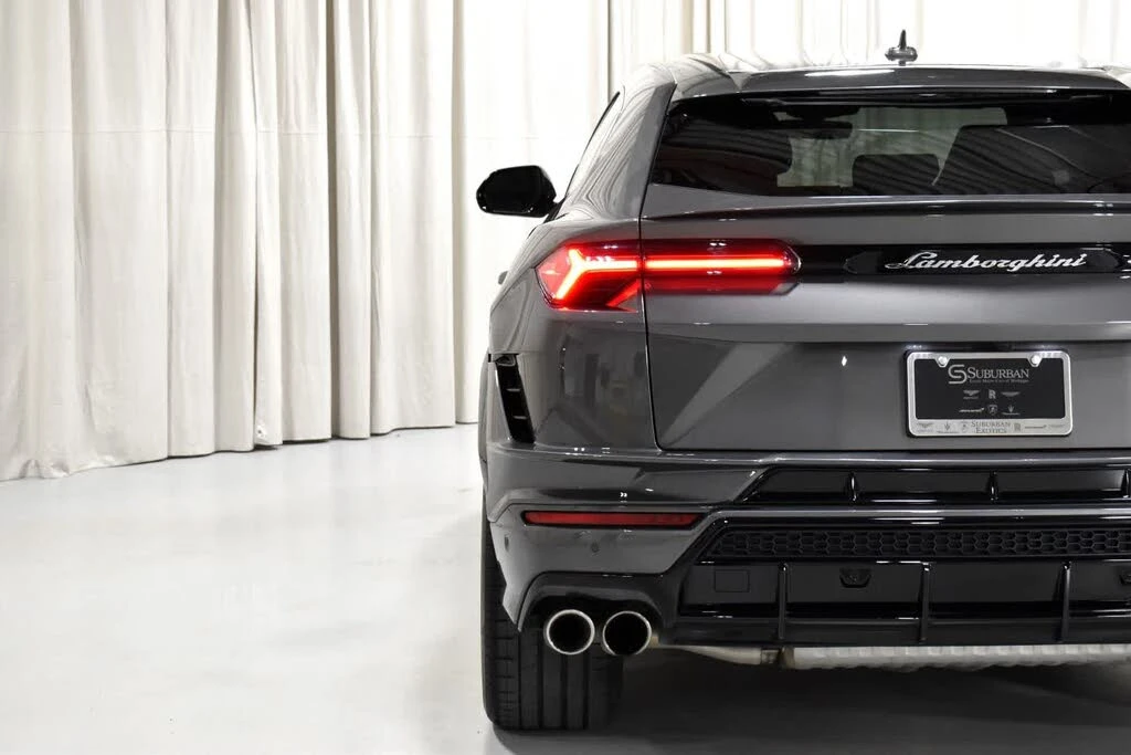 2024 Lamborghini Urus S - Image 9 of 31