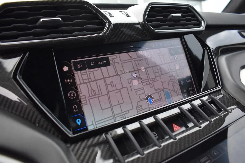 2024 Lamborghini Urus S - Image 24 of 31