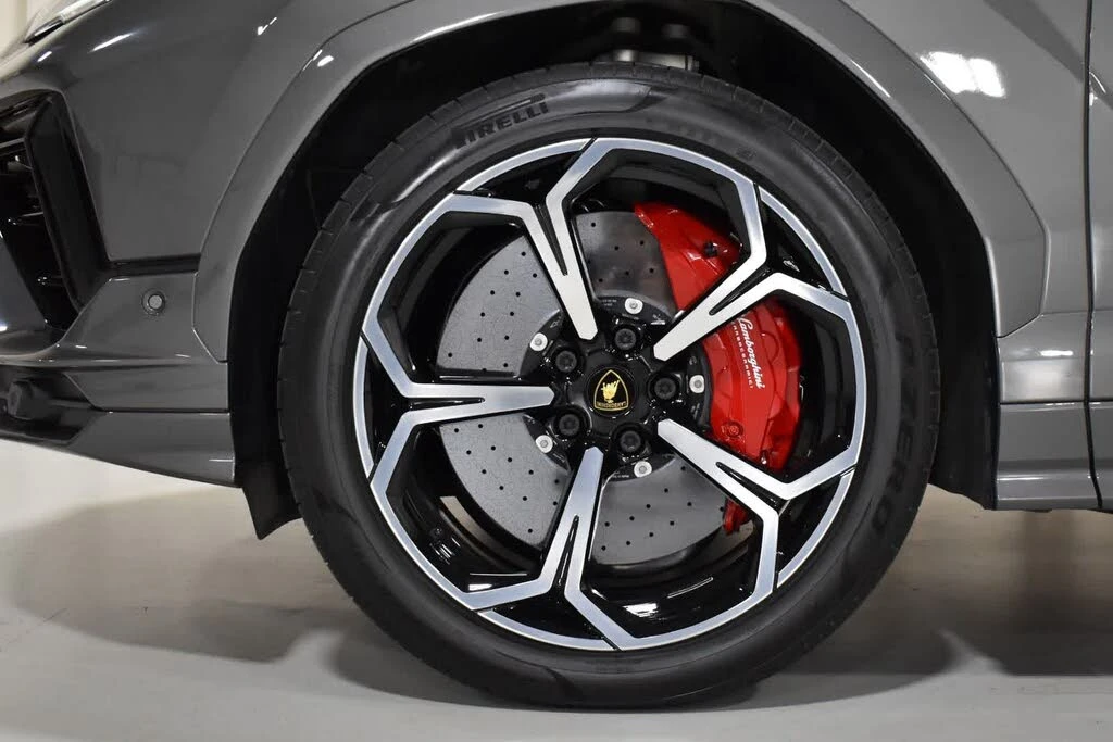 2024 Lamborghini Urus S - Image 13 of 31
