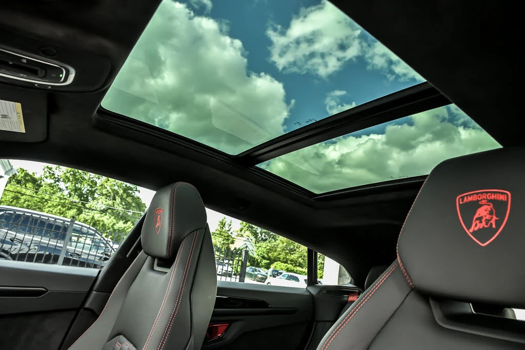 2024 Lamborghini Urus S - Image 19 of 31