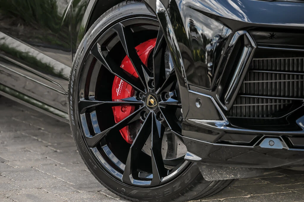 2024 Lamborghini Urus S - Image 3 of 31