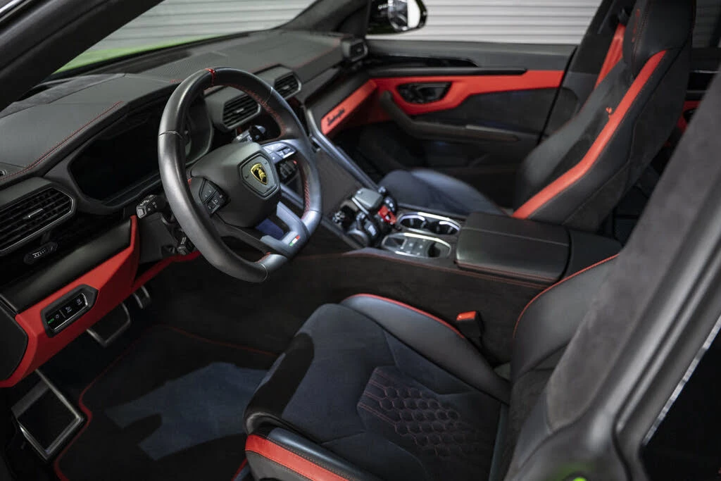 2024 Lamborghini Urus S - Image 25 of 31
