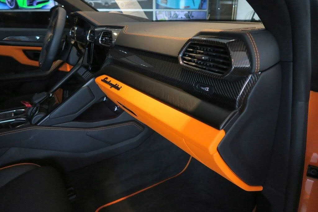 2024 Lamborghini Urus S - Image 30 of 31