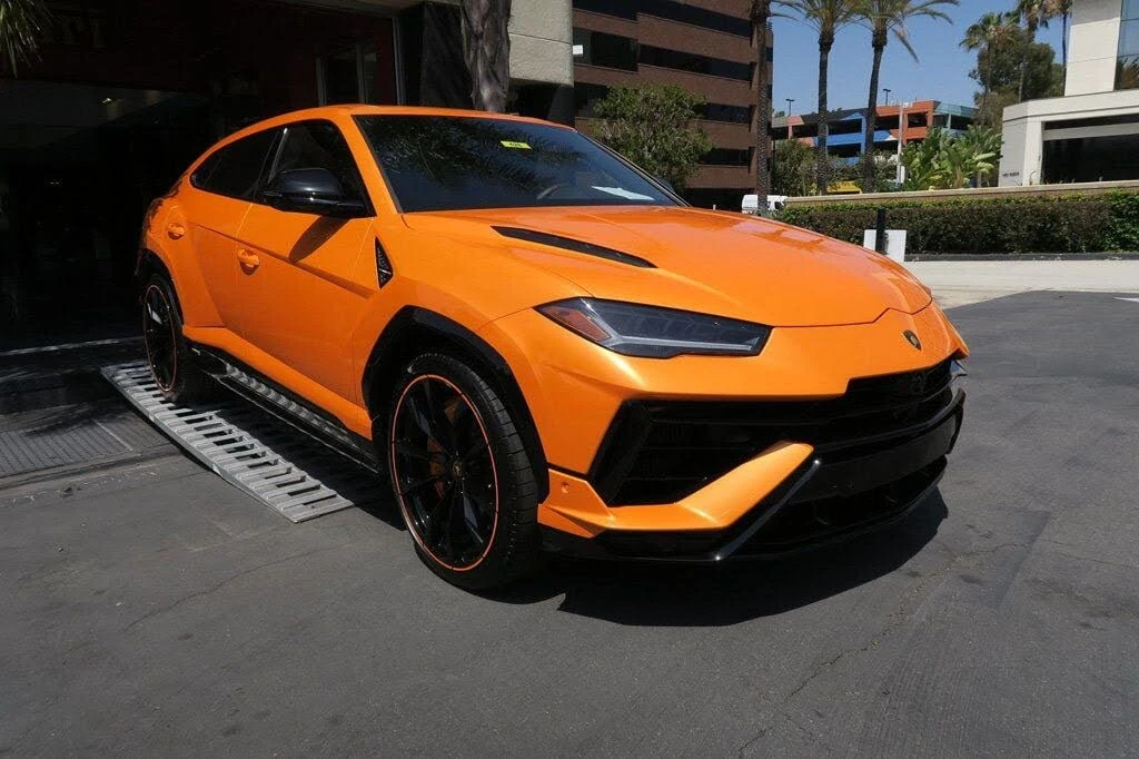2024 Lamborghini Urus S - Image 4 of 31