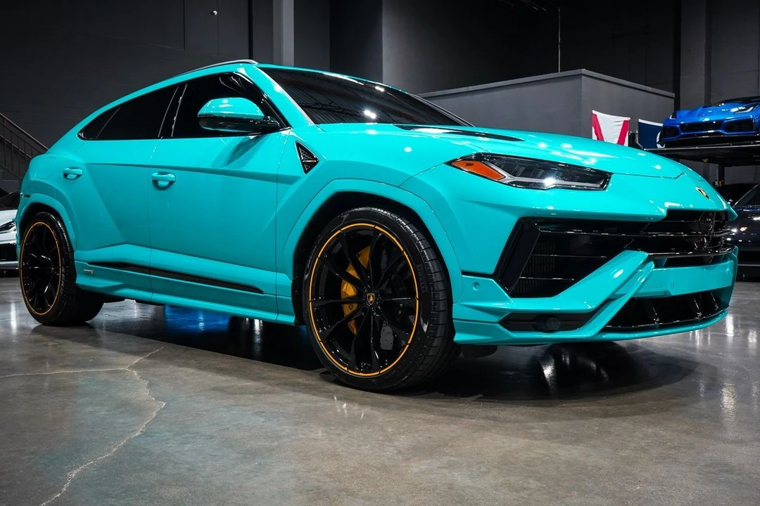 2024 Lamborghini Urus S - Image 8 of 31