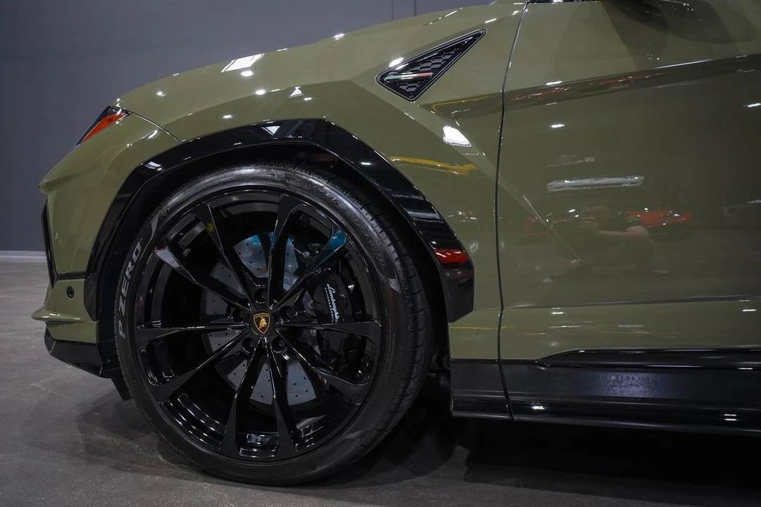 2024 Lamborghini Urus S - Image 18 of 31