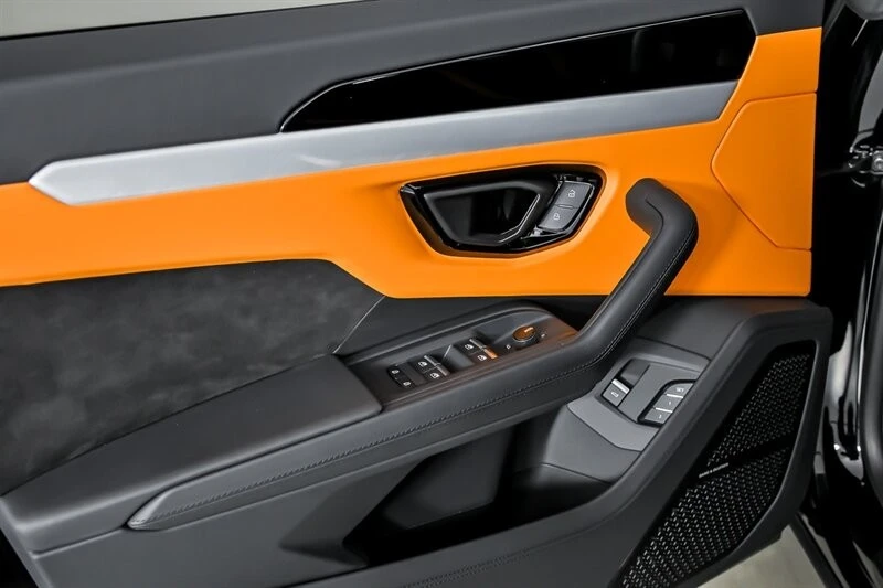 2024 Lamborghini Urus S - Image 18 of 21