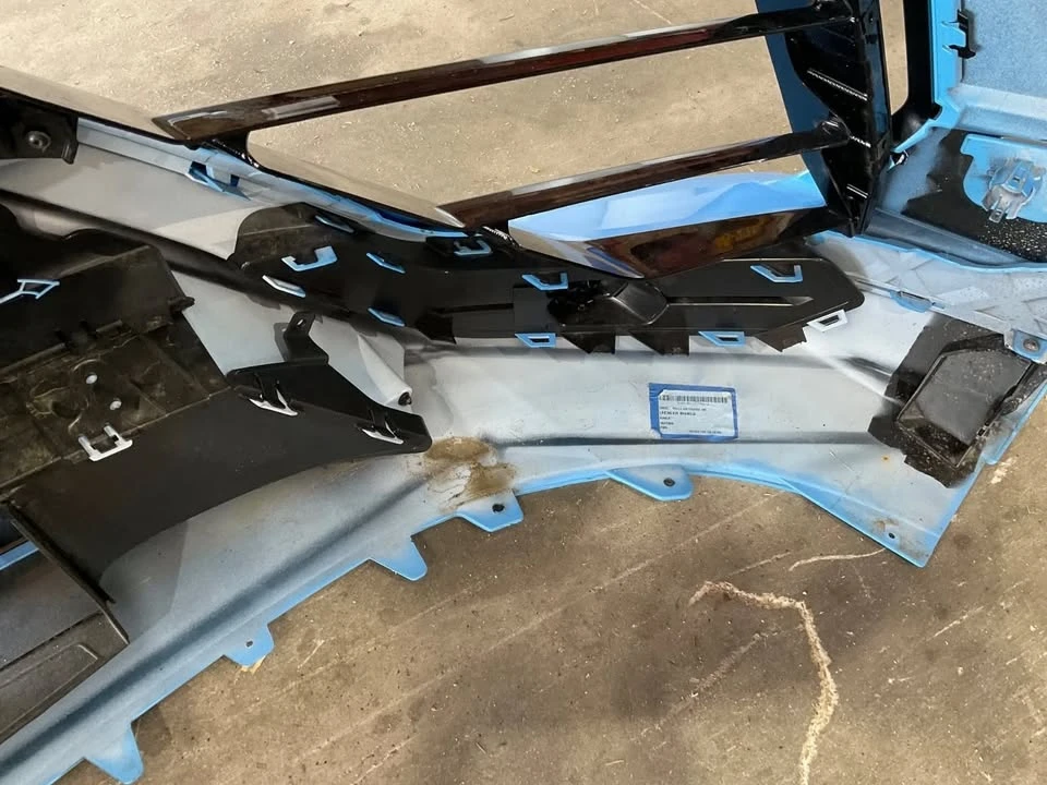 2024 Parts & Memorabilia Bodywork - Image 6 of 8