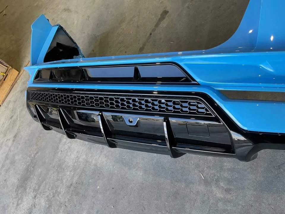 2024 Parts & Memorabilia Bodywork - Image 5 of 10