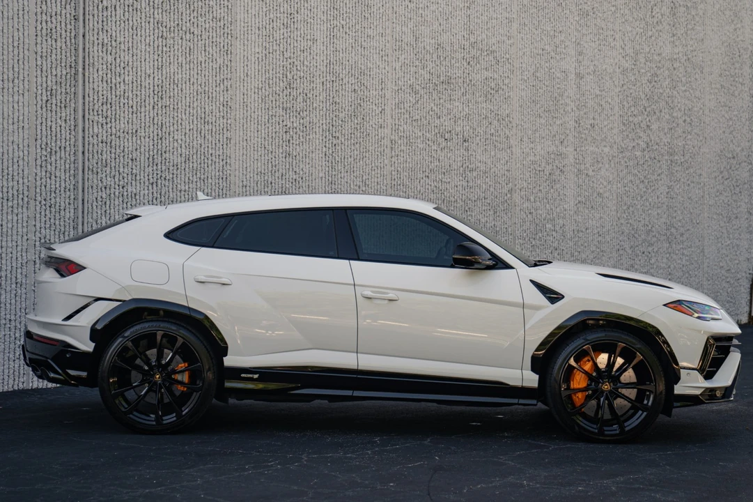 2024 Lamborghini Urus S - Image 7 of 31
