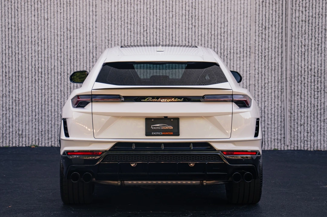 2024 Lamborghini Urus S - Image 9 of 31