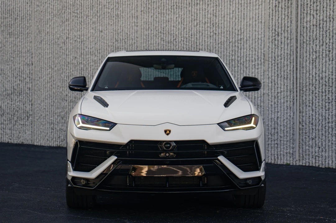 2024 Lamborghini Urus S - Image 5 of 31
