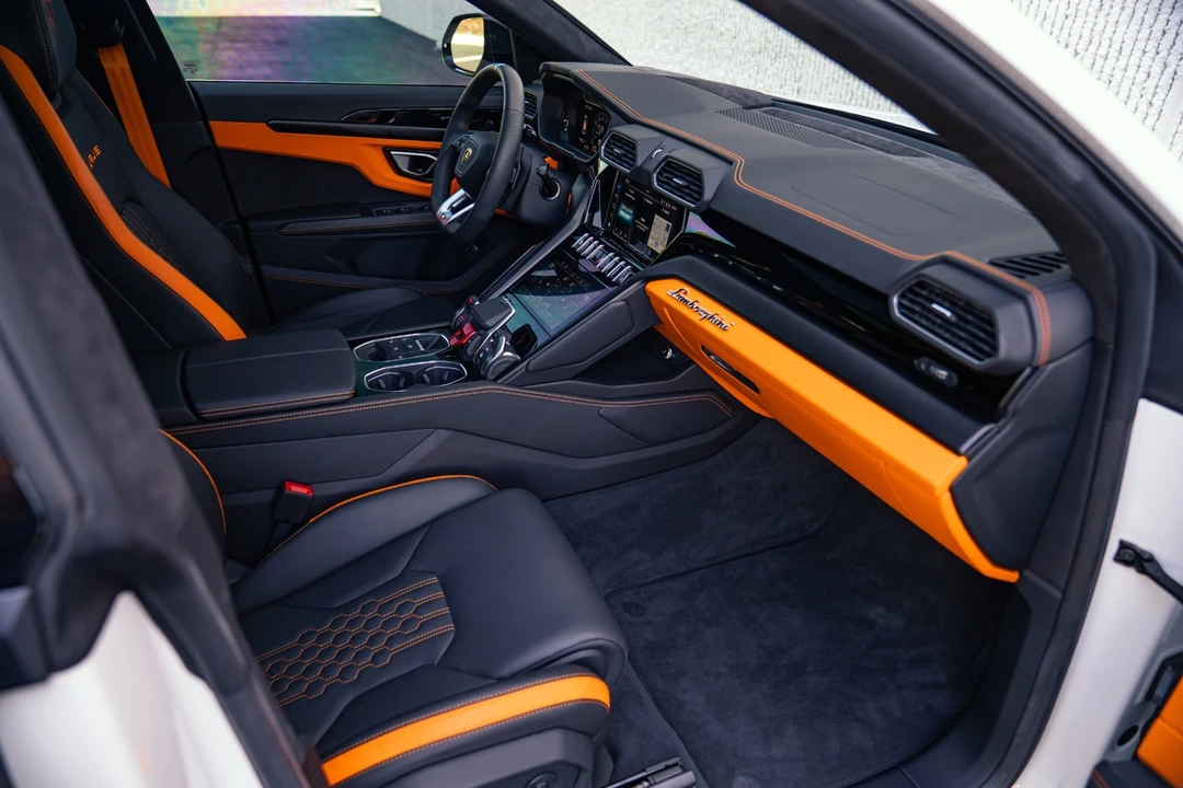 2024 Lamborghini Urus S - Image 30 of 31