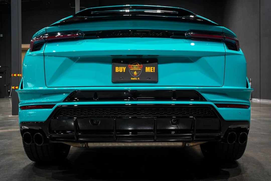 2024 Lamborghini Urus S - Image 5 of 31