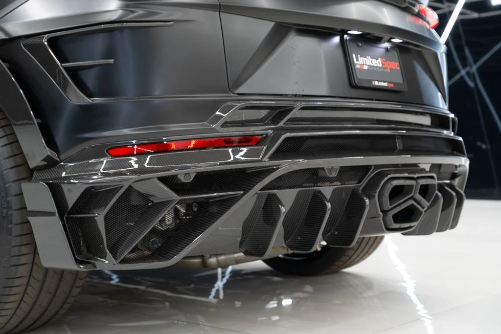 2024 Lamborghini - Image 26 of 31
