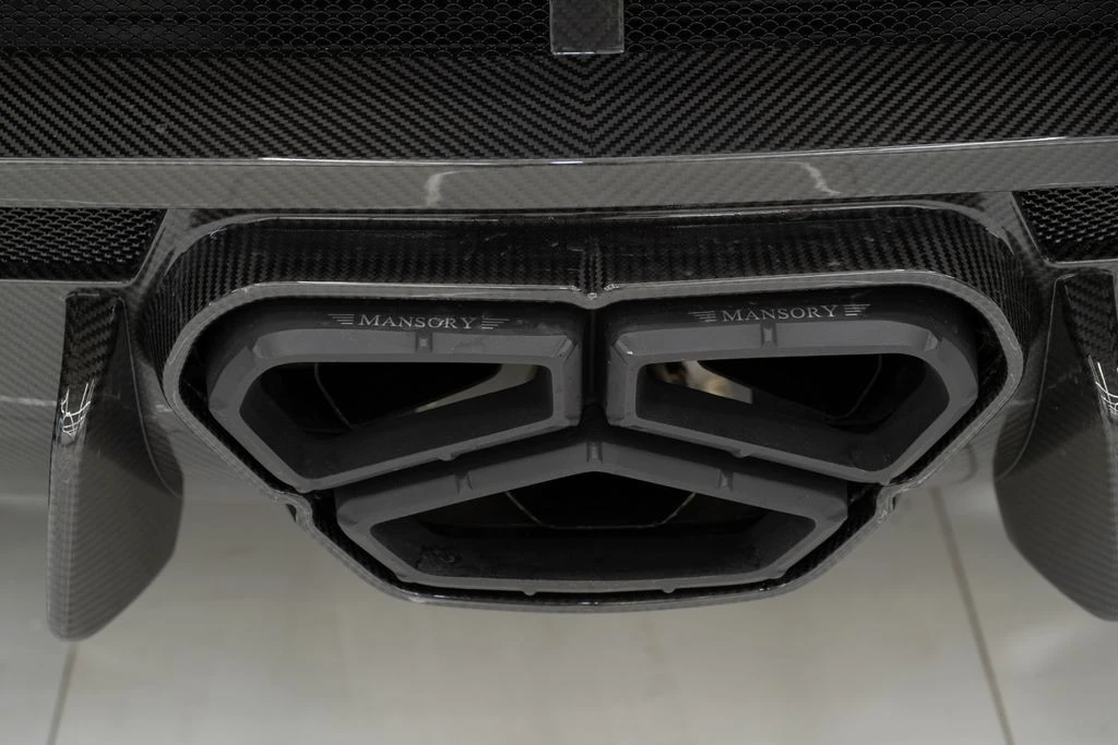 2024 Lamborghini - Image 30 of 31