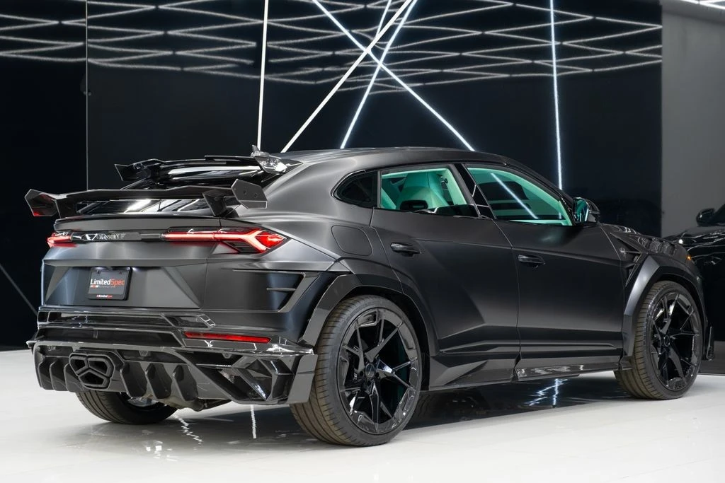 2024 Lamborghini - Image 21 of 31
