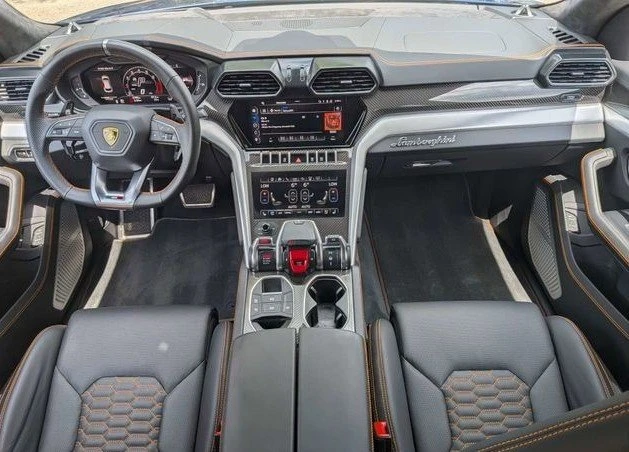 2024 Lamborghini Urus S - Image 2 of 13